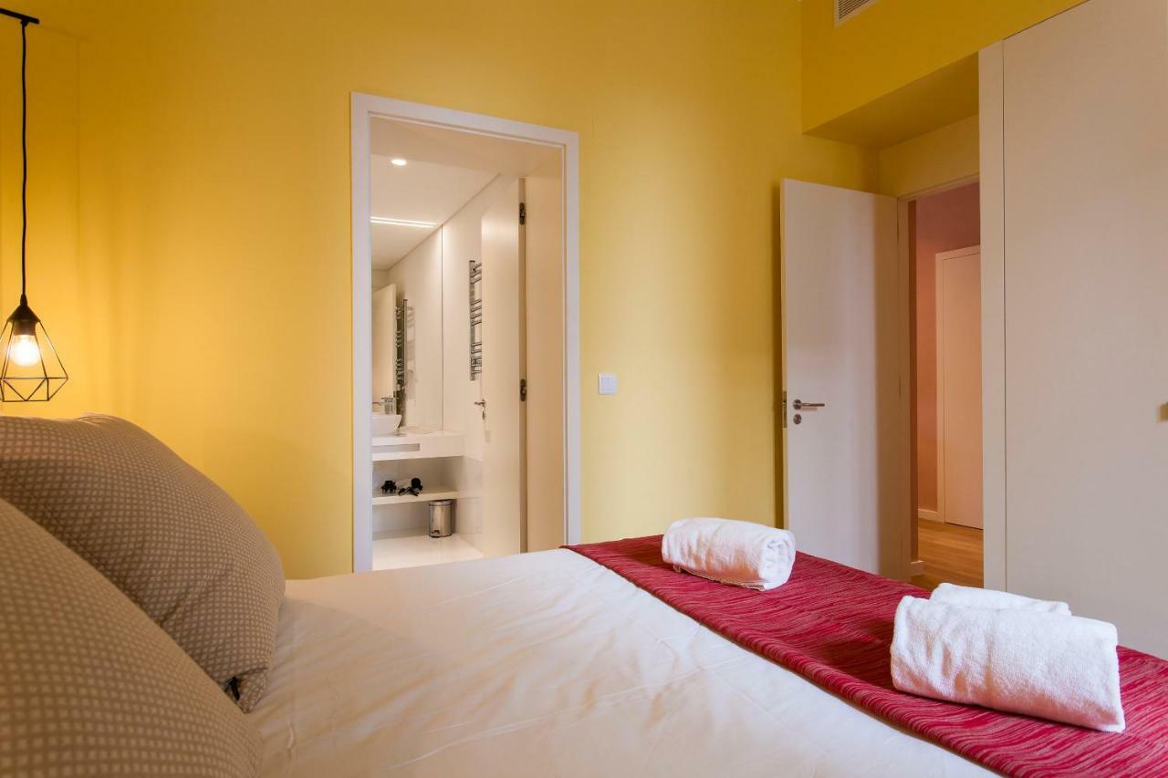 Joivy Sublime 2Br Apt On Restauradores Square Nearby Rossio Station Lejlighed Lisboa Eksteriør billede